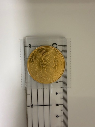 天皇陛下御在位60年記念 金貨20g    価格相談可　
沖縄県