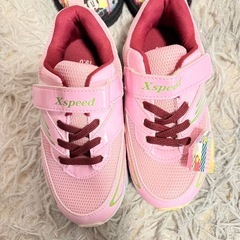 新品子供シューズ色々の画像