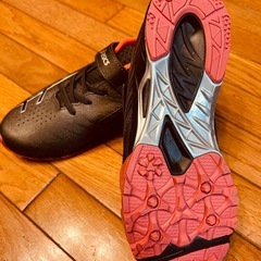 アシックス　スニーカー　未使用　
23.5cmの画像