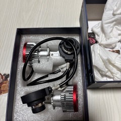 車LEDヘッドライトの画像