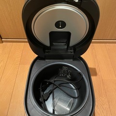 ヤマゼン炊飯器の画像