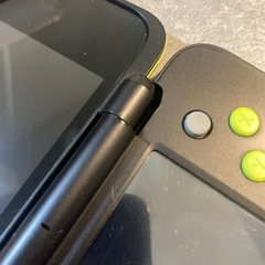 New Nintendo 2DS LL ブラック グリーン　ジャンクの画像