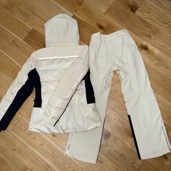定価10万円以上円 新品タグ付きPhenix スキーウェア上下セット XLサイズの画像