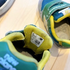 ニューバランス　靴　キッズの画像