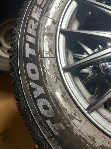 195/65r15 スタッドレスタイヤ とプリウス30、50用アルミホイール4本
