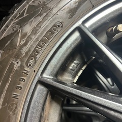195/65r15 スタッドレスタイヤ とプリウス30、50用アルミホイール4本の画像