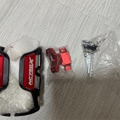 NC750X 2025 飲料水ボトルドリンクカップホルダー (赤)の画像