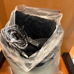 【無料】こたつ（こたつ布団・敷き布団付き）の画像