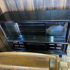 木製ガラスキャビネット　アンティーク　レトロの画像