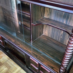 木製ガラスキャビネット　アンティーク　レトロの画像