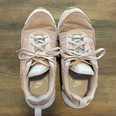 NIKE スニーカーの画像