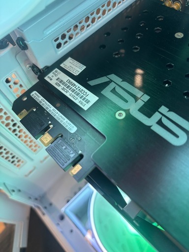 Ryzen5  5500　ほぼ新品作成　ホワイト　白　 ゲーミングPC パソコン　APEX  光る