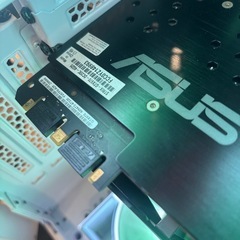 Ryzen5  5500　ほぼ新品作成　ホワイト　白　 ゲーミングPC パソコン　APEX  光るの画像