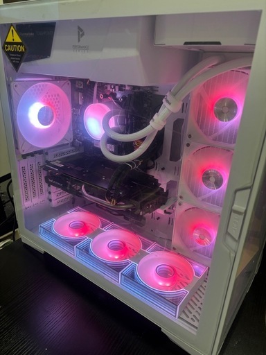 Ryzen5  5500　ほぼ新品作成　ホワイト　白　 ゲーミングPC パソコン　APEX  光る