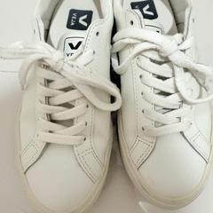 VEJA ホワイト スニーカーVeja ESPLARの画像