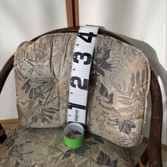 椅子 アームチェア 花柄 ラタンチェア　レトロの画像