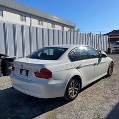 極上車 走行24,000km 外装A BMW 320i 車検2年付き　3シリーズの画像