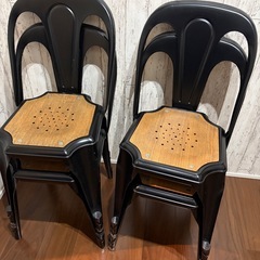 ダイニングチェア4脚の画像