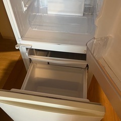 【早い者勝ち💎】1人暮らし用‼️
✨冷蔵庫 137Lの画像