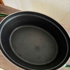 ストウブ  オーバルココット27cm 鉱物ホーロー鍋　STAUBの画像