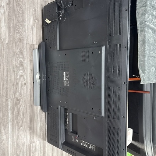 テレビ60インチ