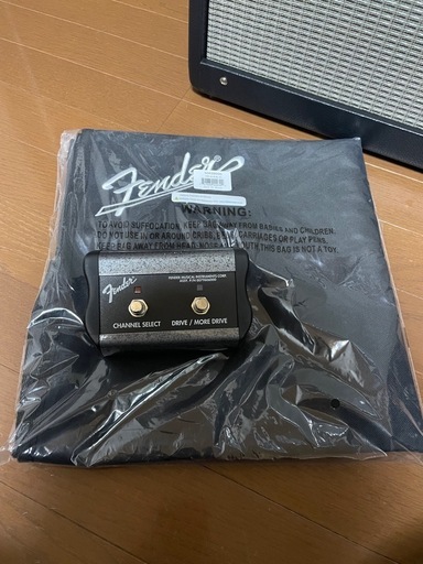 Fender Hot Rod DeVille 212 IV Black 100V