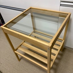 IKEA  サイドテーブル　の画像