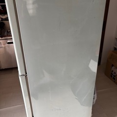 冷蔵庫の画像