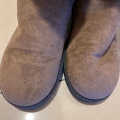 ムートンブーツの画像