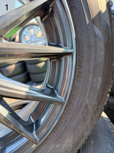 スタッドレスタイヤ＋アルミホイール 4本セット YOKOHAMA 205/60R16