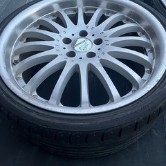 20インチカールソン4本セットタイヤ付きの画像