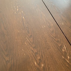 ダイニングテーブルの画像