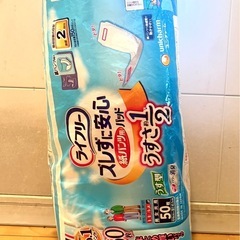 大人用オムツ ユニチャーム ライフリー ズレずに安心 紙パンツ用パッド うすさ約1/2 2回吸収 50枚(開封済25枚)の画像