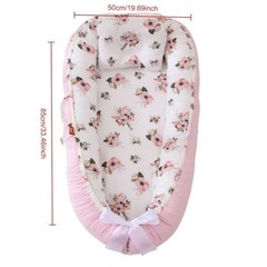 赤ちゃんベッドの画像