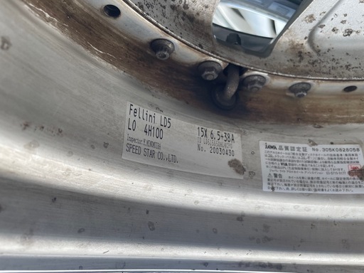 比較的綺麗　SSR フェリーニLD5 15インチ 6.5J+38 PCD100-4穴 185/55R15