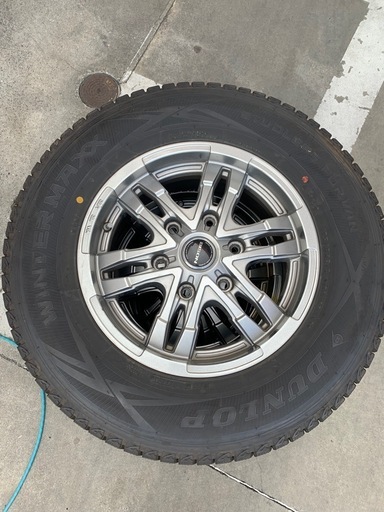 ハイエース　スタッドレスホイール付き4本セット！
