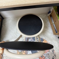 収納ラック付きパソコンデスク(デスクと椅子セット)の画像