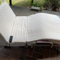 電動ベッドの画像