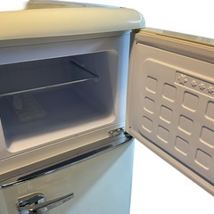 【レトロデザイン 冷蔵庫 114L／PRR-122D-W・2021年製】の画像
