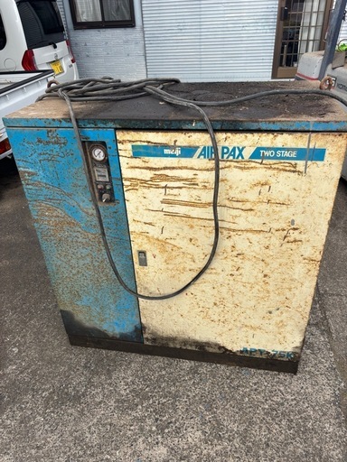 T4276 Meiji 明治 コンプレッサー AIRPAX APT-75K 81L 三相200V 50Hz 10馬力