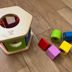 知育ブロックおもちゃの画像