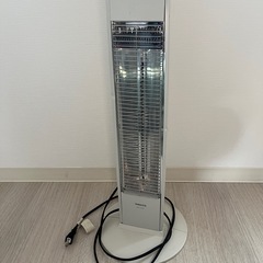 YAMAZEN 山善 カーボンヒーター 600W 縦型 暖房 動作確認済みの画像