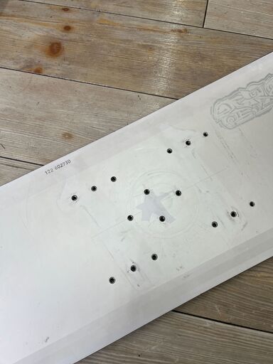 スノーボード　BURTON　板のみ　153cm　キズ・ハガレ有　程度ＢＣ　JEFF　BRUSHIE