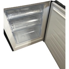 ⭐︎ハイセンス　2ドア　右開き　2023年製⭐︎の画像