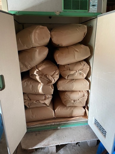 令和7年度産　減農薬
ヒノヒカリ玄米　30kg　