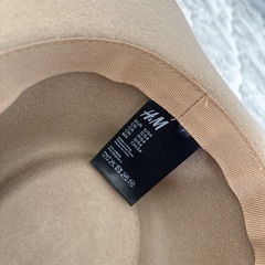 H&M ウールフェルトハットの画像