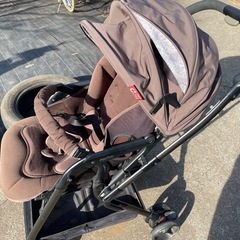 𝐀𝐩𝐫𝐢𝐜𝐚 ベビーカーの画像