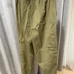 GU オリーブ カーゴパンツ ゴムウエストの画像