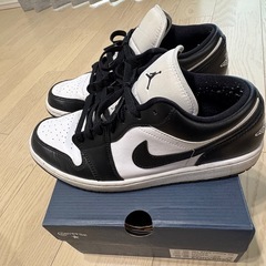 Jordan1 ローカットスニーカー ホワイト/ブラックの画像