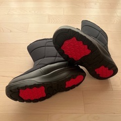 防寒ブーツ ケベック ワークマン  ss  22.5  23.0の画像